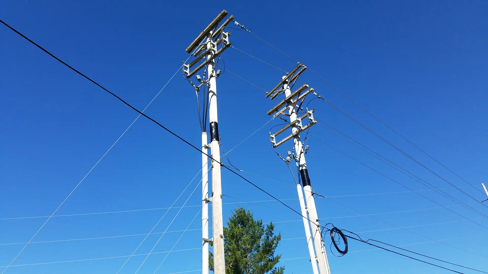 Medium voltage switchgear installation